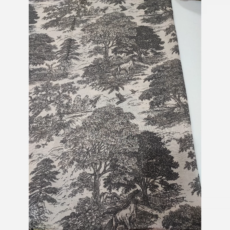 روسری نخی طرح دار