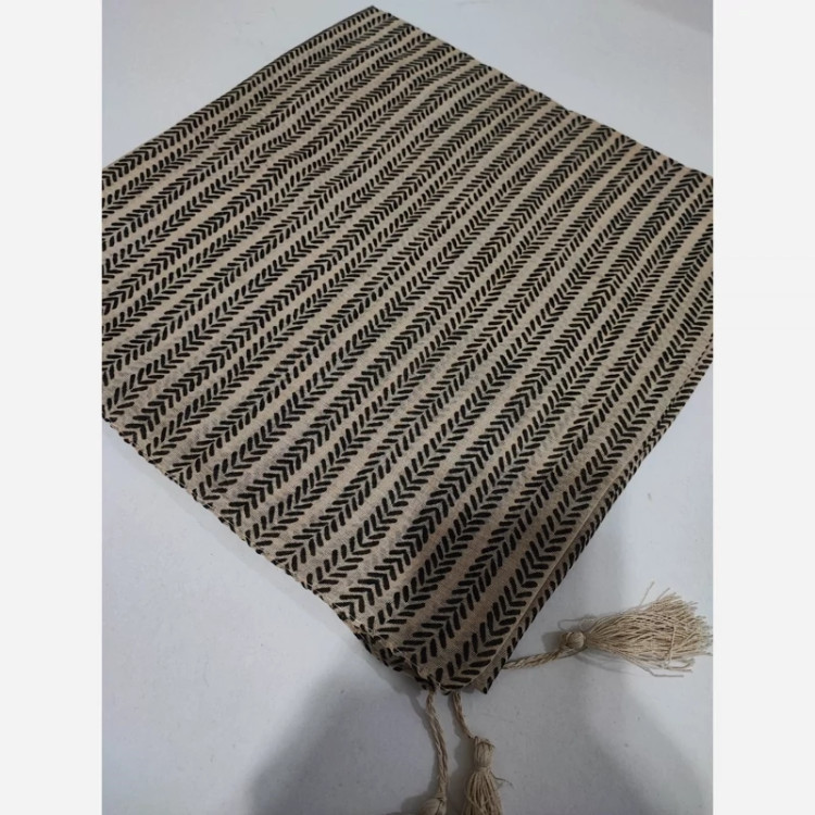 روسری طرح دار قواره دار