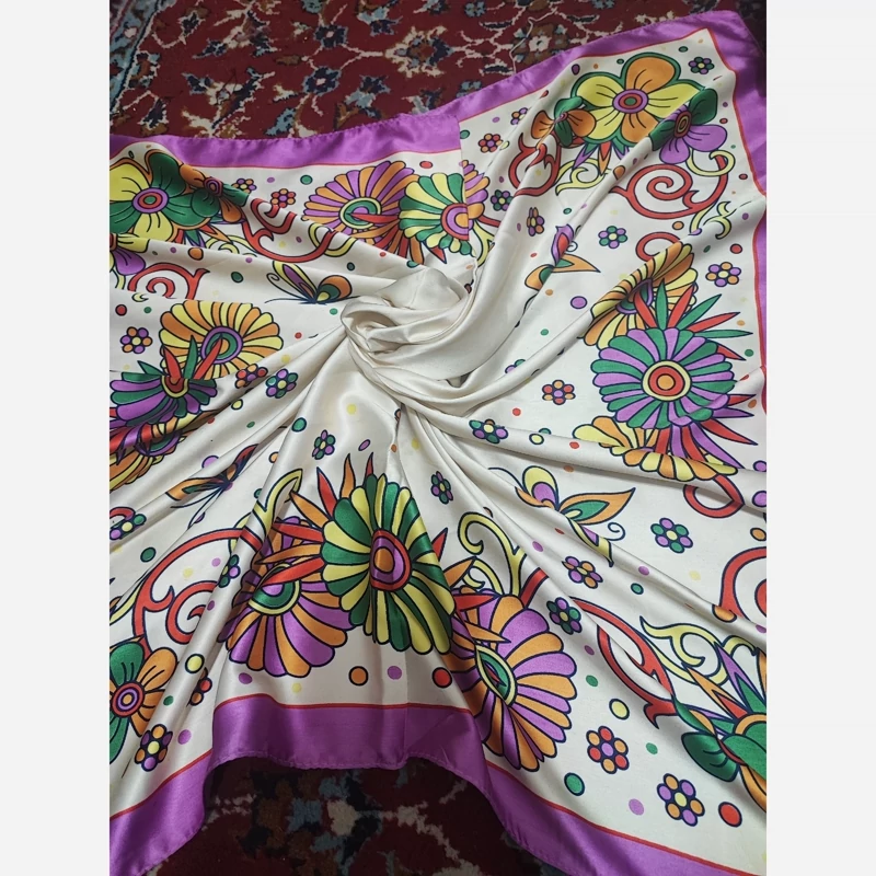 مینی اسکارف طرح دار